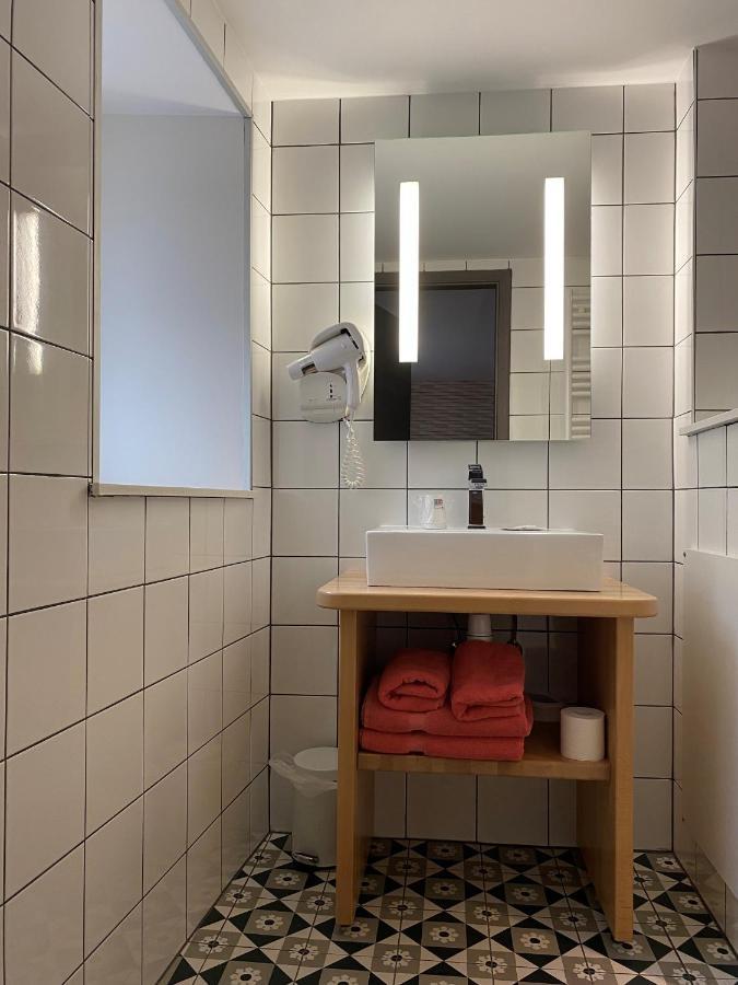 ריקוויר Hotel Au Cerf מראה חיצוני תמונה